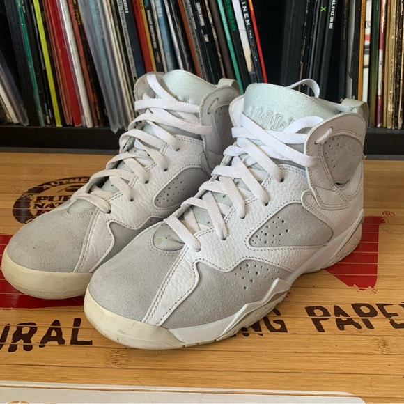 2017 Jordan retro 7 “Pure Platinum/Money” 7Y - Picture 1 of 5